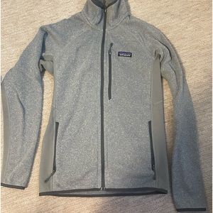 Patagonia zip up better sweater -